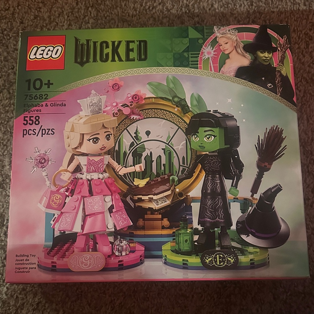 LEGO Wicked Elphaba & Glinda Figures Set - Pink and Green